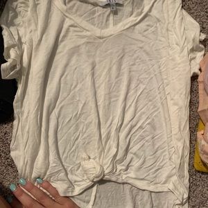 White cropped t shirt. WORN ONCE!!!🥰🥰